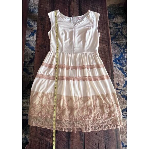 Gibson Latimer Size 8 Womens Tiered Dress Cream Lace Sleeveless-Not For Sale - Picture 16 of 17